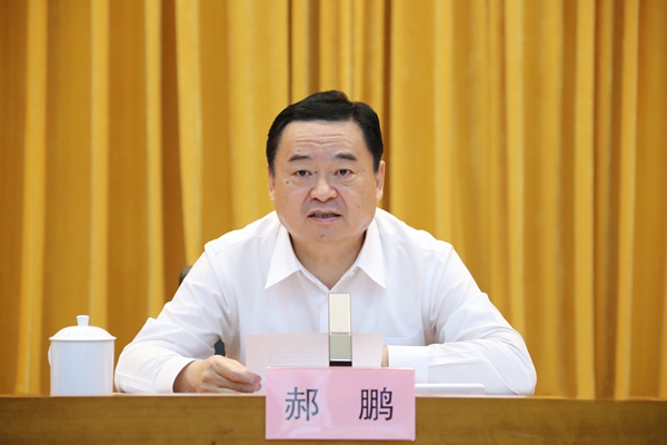 國資央企認(rèn)真學(xué)習(xí)貫徹習(xí)近平總書記重要指示精神和中央政治局會議精神 扎實(shí)做好當(dāng)前各項(xiàng)重點(diǎn)工作 以實(shí)際行動迎接黨的二十大勝利召開